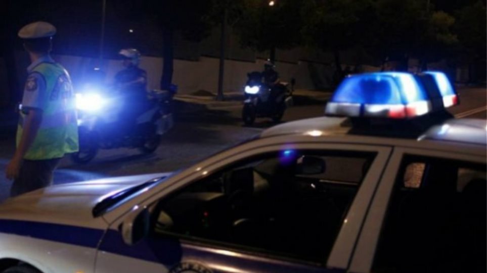 Συνελήφθη στη Θεσσαλονίκη 30χρονος ακροδεξιός – Εξετάζεται η συμμετοχή του στην επίθεση εναντίον αφισοκολλητών της ΚΝΕ
