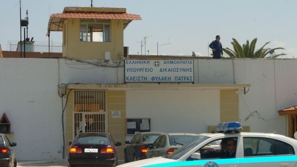 Πάτρα: Βρέθηκαν μαχαίρια στις φυλακές Αγίου Στεφάνου