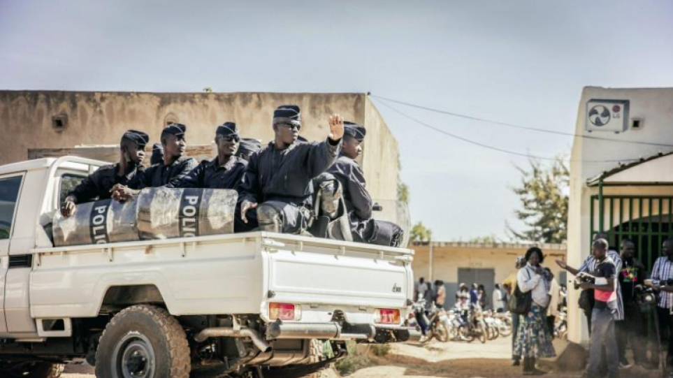 Μπουρκίνα Φάσο: Πέντε αστυνομικοί νεκροί σε «τρομοκρατική» επίθεση κοντά στα σύνορα με το Μάλι