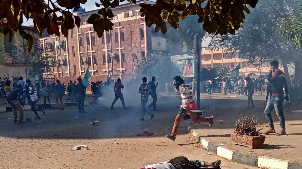 Σουδάν: Ένας νεκρός και δεκάδες τραυματίες στις μαζικές διαδηλώσεις της Κυριακής