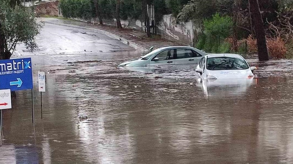 Κύπρος: Σε πορτοκαλί συναγερμό λόγω βροχοπτώσεων – Απεγκλωβισμοί και διασώσεις στη Λευκωσία