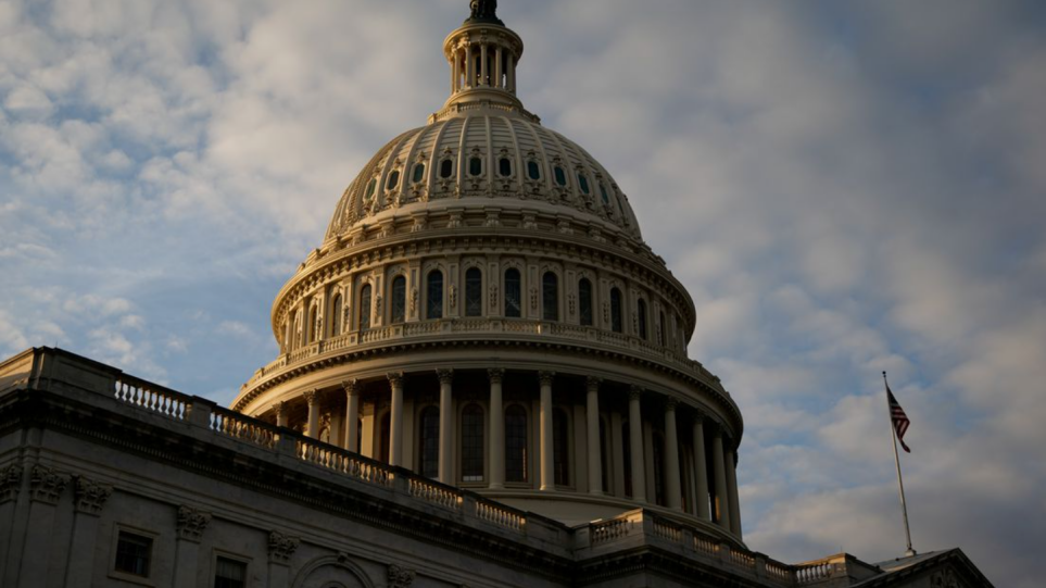 ΗΠΑ: Το Κογκρέσο ενέκρινε την τελευταία στιγμή τον προσωρινό προϋπολογισμό αποτρέποντας το «shutdown»
