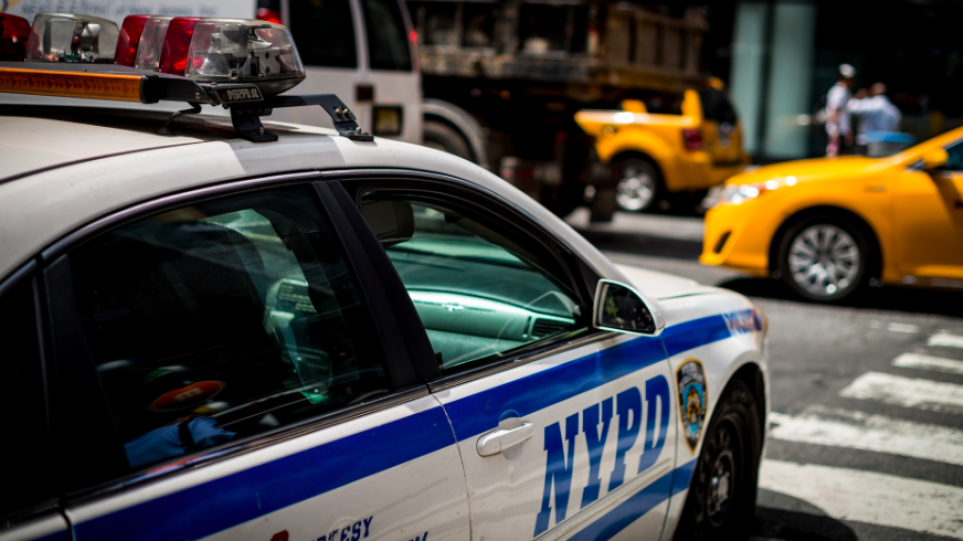 Κορωνοϊός: Εκτός υπηρεσίας πάνω από έξι χιλιάδες αστυνομικοί στη Νέα Υόρκη
