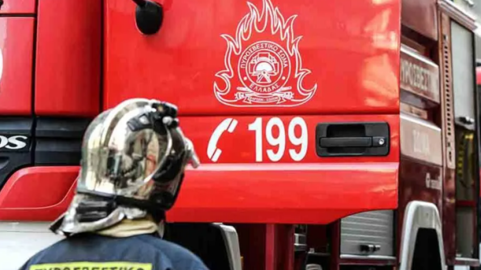 Συναγερμός στην Πυροσβεστική: Σε εξέλιξη φωτιά στο Μεταξουργείο