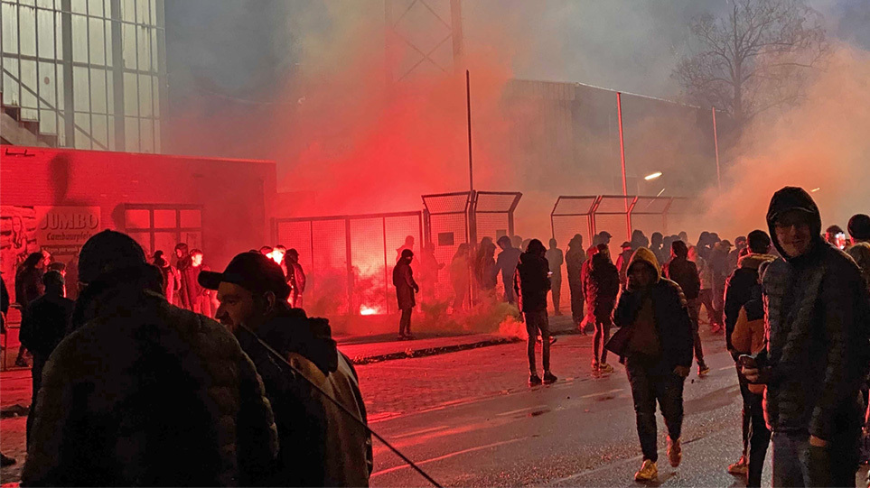 Χιλιάδες Ολλανδοί βγήκαν στους δρόμους για να διαδηλώσουν κατά τα μέτρα lockdown