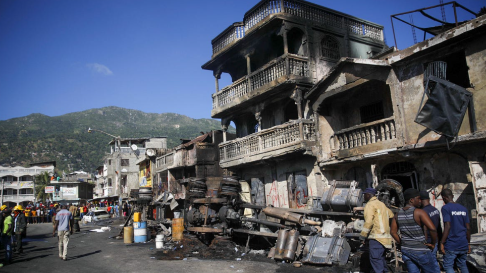 Τους 90 έφθασαν οι νεκροί από την έκρηξη βυτιοφόρου στην Αϊτή