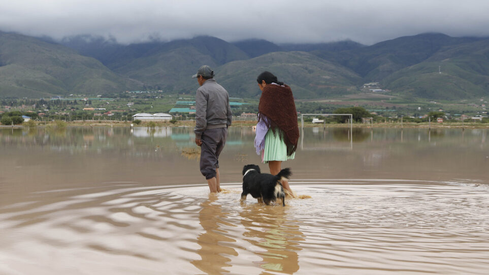 Βολιβία: Τουλάχιστον 13 νεκροί από τις καταρρακτώδεις βροχές – Δείτε βίντεο