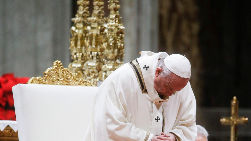 Ο πάπας Φραγκίσκος καλεί τον κόσμο να προσευχηθεί για την ειρήνη στην Ουκρανία