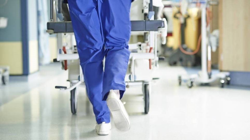 Οι νοσηλευτές του ΕΣΥ αντιδρούν στην καραντίνα 5 ημερών
