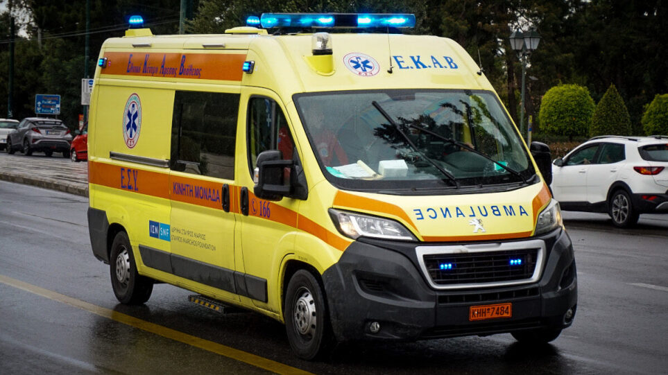ΕΚΑΒ για τροχαίο στη Χαλκίδα: Δεν υπήρξε καθυστέρηση, δύο ασθενοφόρα έφτασαν μετά από 12 λεπτά