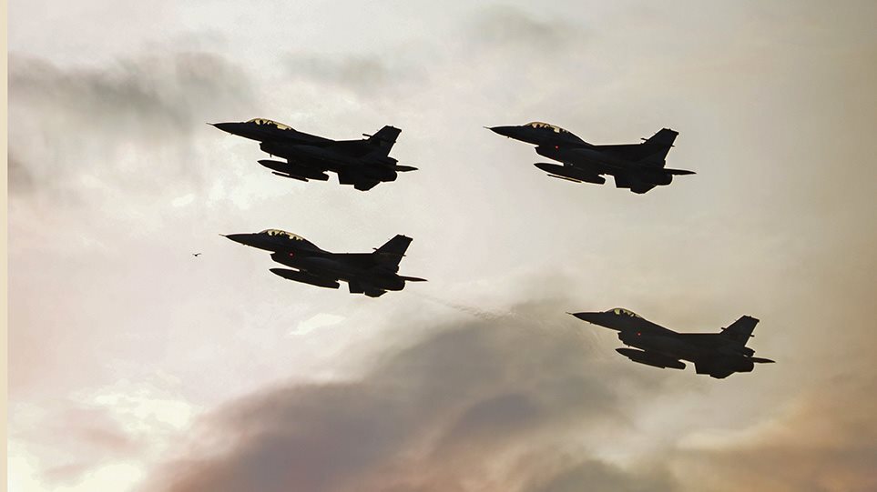 Παραβιάσεις, υπερπτήσεις και μια εικονική αερομαχία με τουρκικά μαχητικά στο Αιγαίο