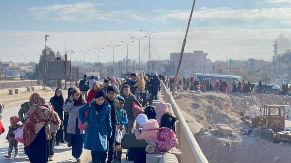 Για τρίτη ημέρα μαίνονται οι μάχες ανάμεσα στο Ισλαμικό Κράτος και τους Κούρδους στη Συρία: Πάνω από 90 οι νεκροί