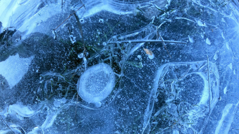Παγετός στη Λάρισα μετά το πέρασμα της κακοκαιρίας «Ελπίς», φωτογραφίες «έργα Τέχνης»