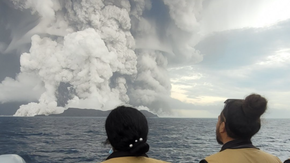 Νέα «μεγάλη έκρηξη» του ηφαιστείου στην Τόνγκα – Δείτε βίντεο