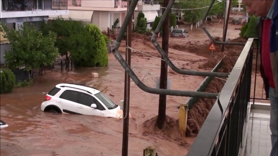 Πλημμύρες στη Μάνδρα: Σήμερα απολογείται η Ρένα Δούρου –  Στην τελική ευθεία η μαραθώνια δίκη