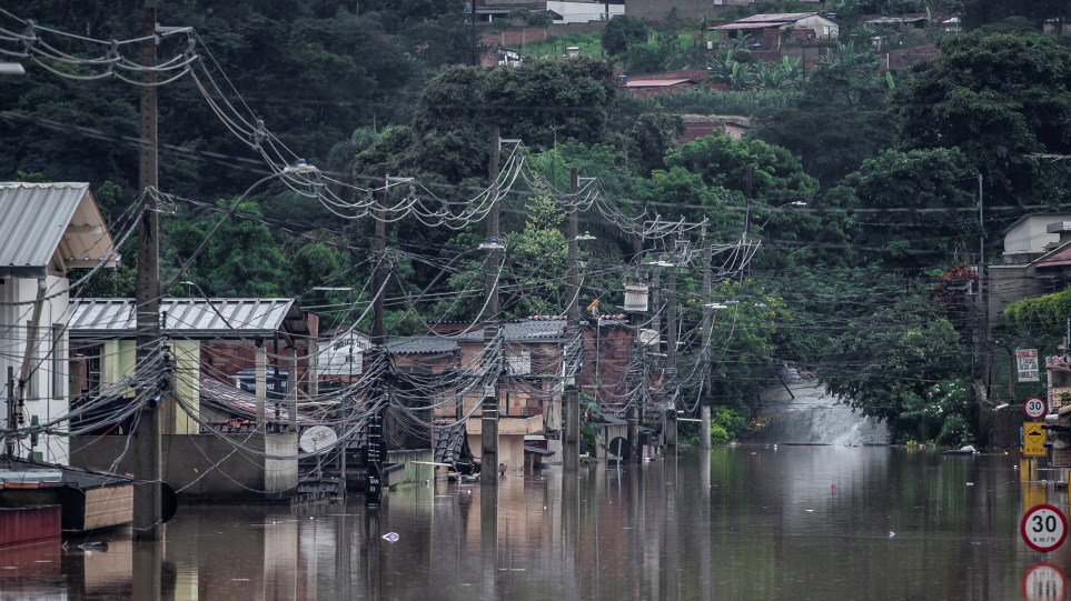 Δέκα νεκροί από καταρρακτώδεις βροχές στη νοτιοανατολική Βραζιλία