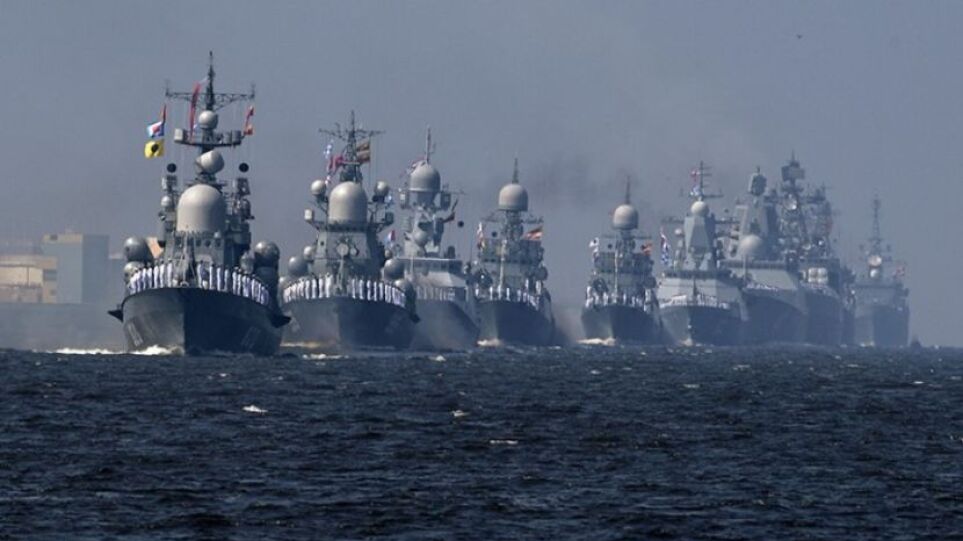 Ρωσία: Περισσότερα από 30 ρωσικά πολεμικά πλοία απέπλευσαν από τα λιμάνια της Σεβαστούπολης και του Νοβοροσίσκ
