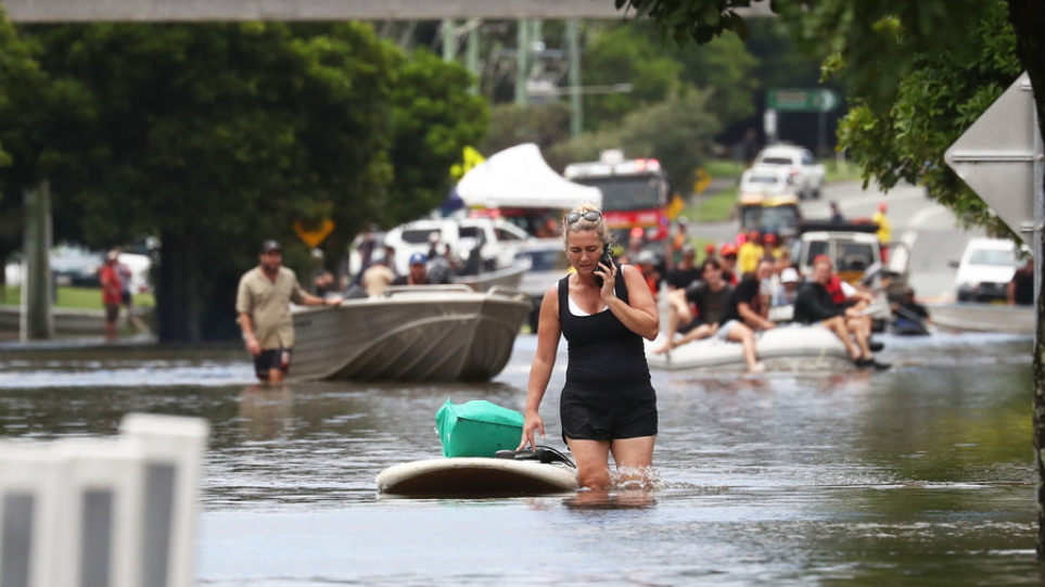 Εικόνες βιβλικές καταστροφής από τις πλημμύρες στην Αυστραλία – Τουλάχιστον 10 οι νεκροί