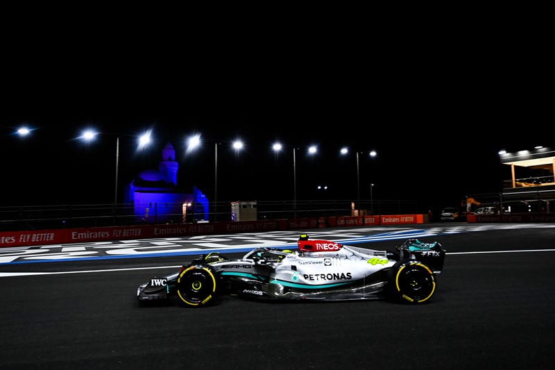 O Sergio Perez ξεκινάει πρώτος στη Jeddah
