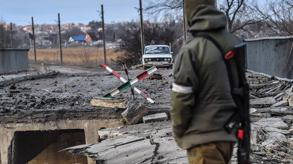 Πόλεμος στην Ουκρανία: Οι στρατιώτες του Πούτιν κρατούν ομήρους 500 αμάχους σε νοσοκομείο στη Μαριούπολη