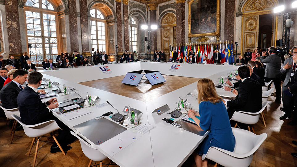 Σύνοδος Κορυφής – Reuters: Διαφωνία για το ευρωομόλογο στο προσχέδιο, αναγκαία η λήψη μέτρων για την ενέργεια