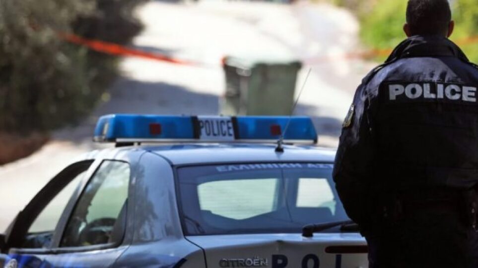 Κρήτη: Αστυνομικός πυροβόλησε μετά από καυγά και τραυματίστηκε ένα άτομο