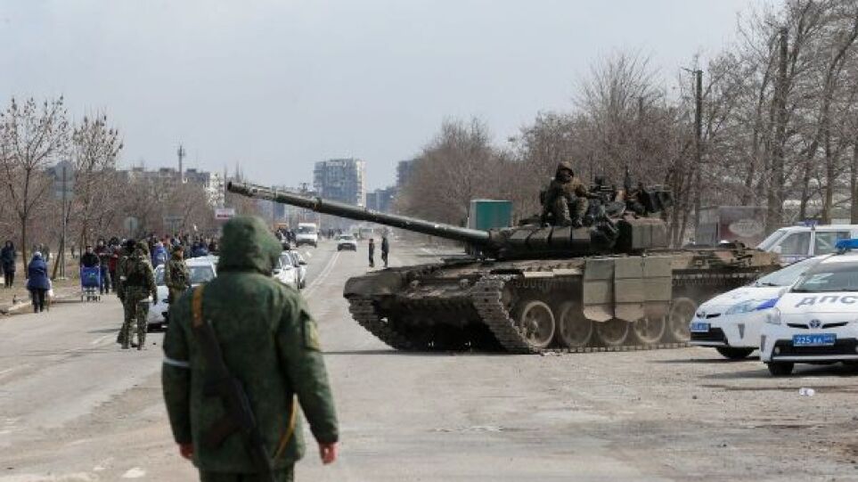 Πόλεμος στην Ουκρανία: Πάνω από 1.000 Ουκρανοί στρατιωτικοί της Μαριούπολης παραδόθηκαν στους Ρώσους, λέει η Μόσχα