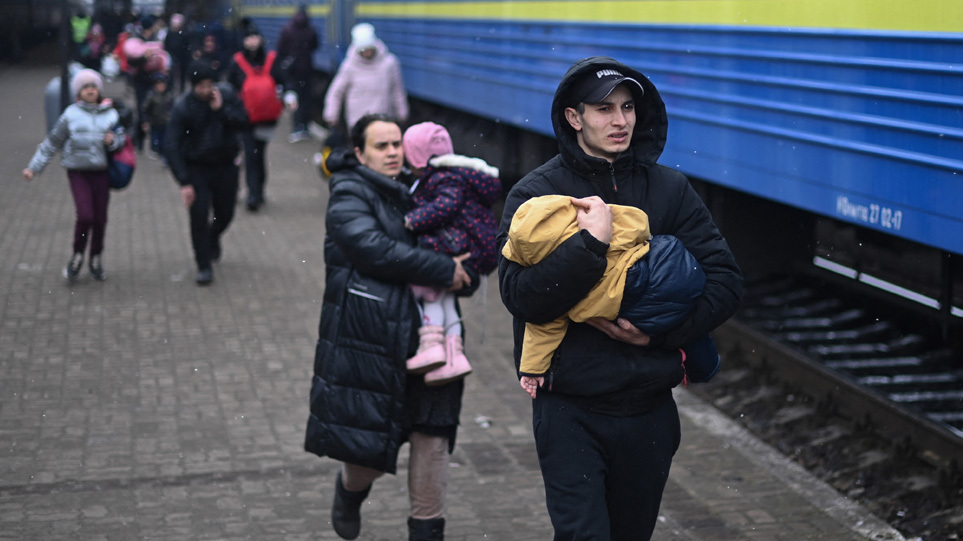 Θετικές εξελίξεις στην απομάκρυνση αμάχων από τη Μαριούπολη περιμένουν Ουκρανοί αξιωματούχοι