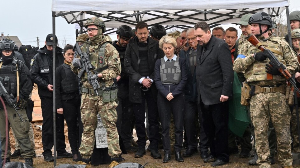 Πόλεμος στην Ουκρανία: «Αν αυτό δεν είναι έγκλημα πολέμου, τότε τι είναι;» είπε η φον ντερ Λάιεν για τη Μπούτσα