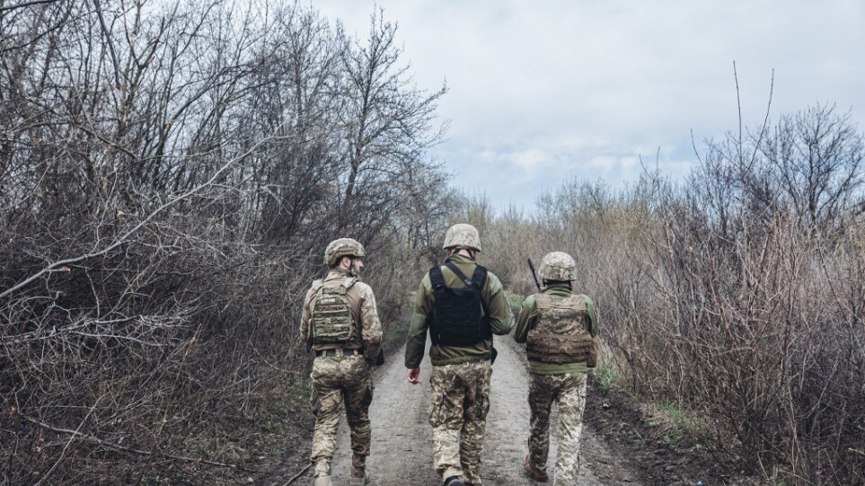 Πόλεμος στην Ουκρανία: Ο Πούτιν ψάχνει να προσλάβει συμβασιούχους στρατιώτες από τρεις έως έξι μήνες
