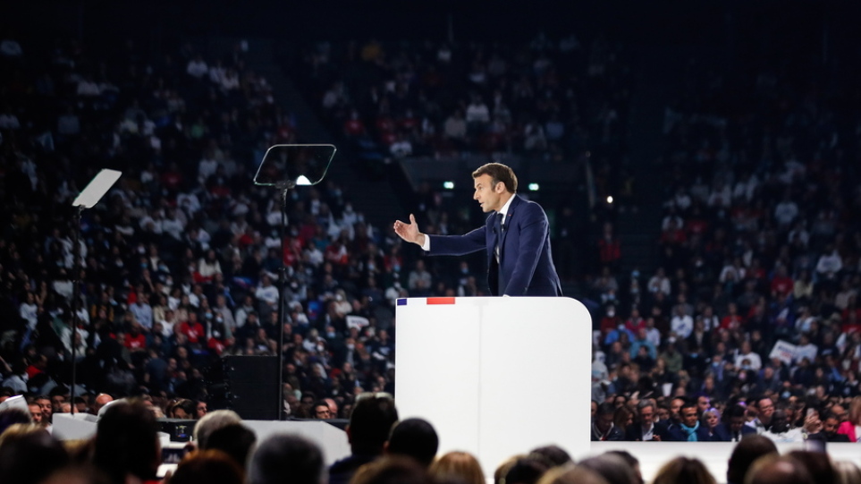Γαλλικές εκλογές: Ο Μακρόν έδωσε προεκλογική ομιλία ενώπιον 35.000 υποστηρικτών του