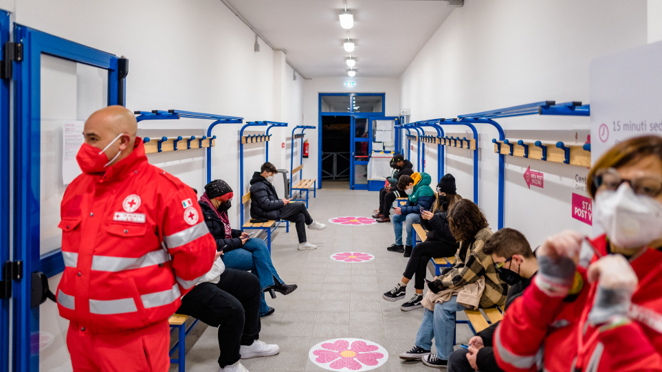 Ιταλία: 62.037 νέα κρούσματα κορωνοϊού και 155 θάνατοι την Τετάρτη