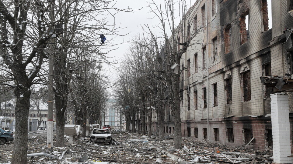 Πόλεμος στην Ουκρανία – ΗΠΑ: Έχουμε ενδείξεις ότι ρωσικές δυνάμεις αποχωρούν από τη Μαριούπολη