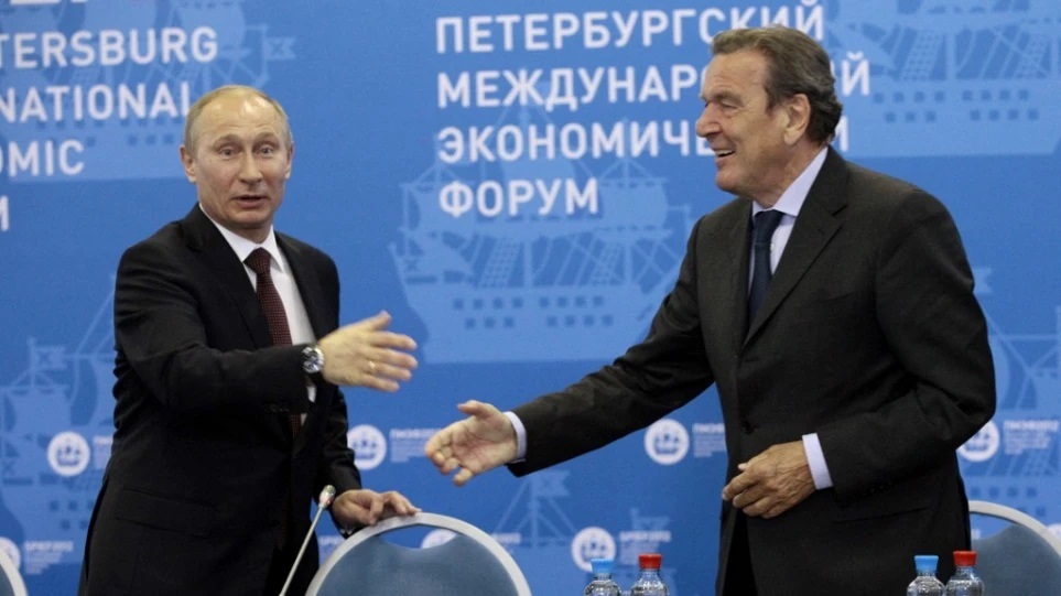 Σρέντερ: Ο Πούτιν ενδιαφέρεται για τον τερματισμό του πολέμου στην Ουκρανία, αλλά δεν είναι τόσο εύκολο