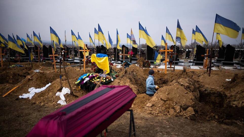 Πόλεμος στην Ουκρανία: 8 νεκροί και 19 τραυματίες από ρωσικούς βομβαρδισμούς στο Χάρκοβο