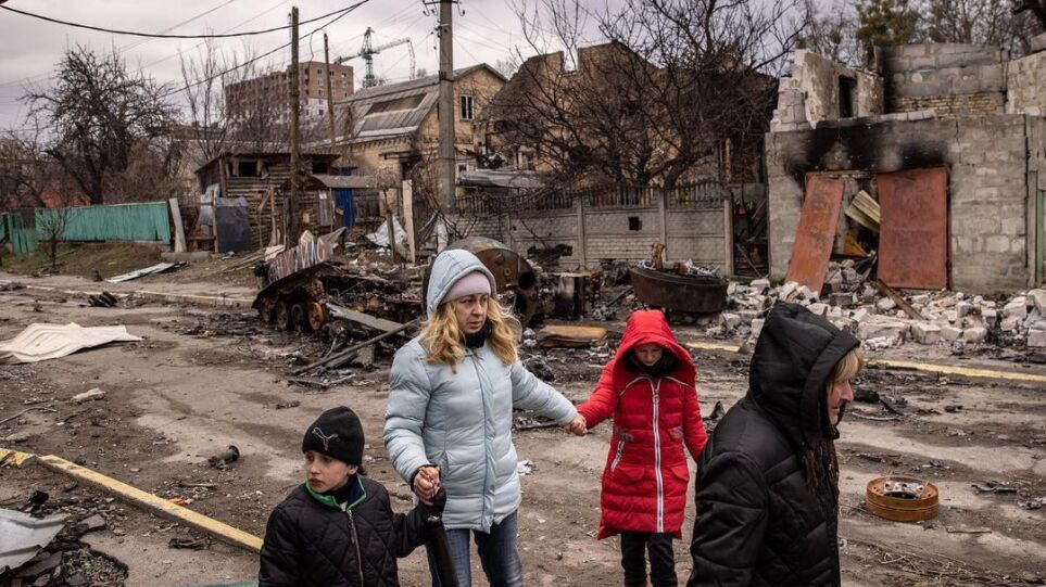 Πόλεμος στην Ουκρανία:  Καταγγελίες για βιασμούς ανηλίκων από Ρώσους στρατιωτικούς στην Μπούτσα