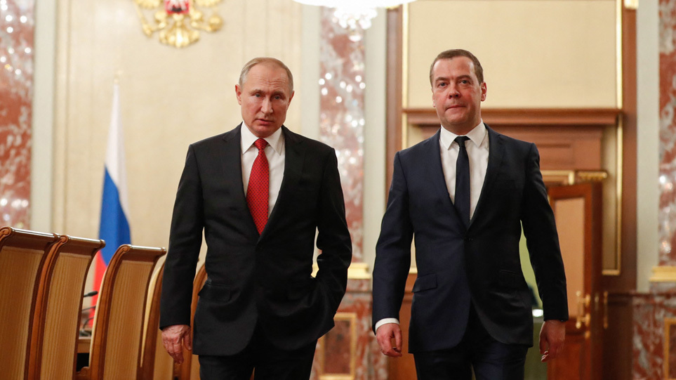 Ρωσία: Ο Μεντβέντεφ καλεί για την αυστηροποίηση της νομοθεσίας περί «ξένων πρακτόρων»