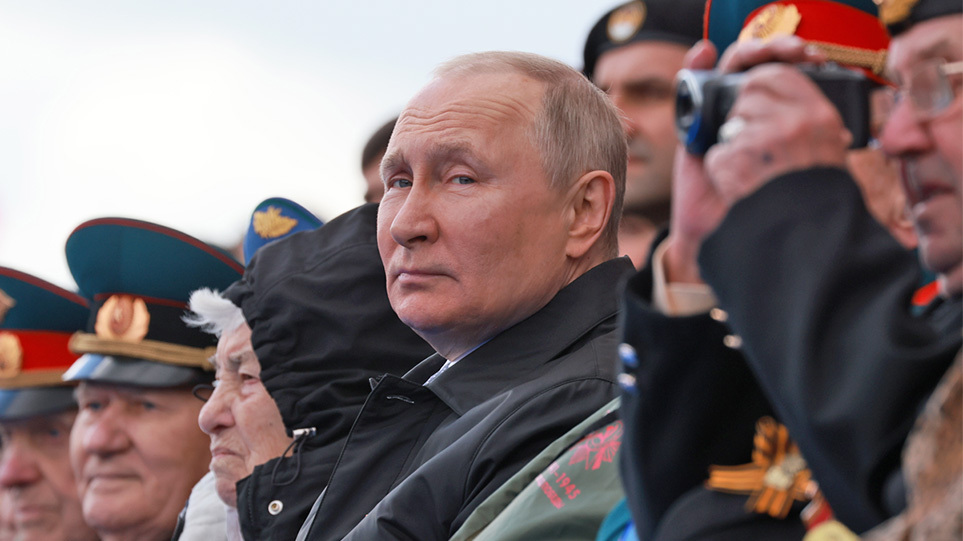 Άρρωστος με καρκίνο ο Πούτιν, σε εξέλιξη πραξικόπημα εναντίον του, υποστηρίζει Ουκρανός στρατηγός