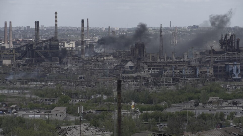 Πόλεμος στην Ουκρανία: «Δύσκολες συνομιλίες» με τη Ρωσία για την απομάκρυνση 38 τραυματισμένων στρατιωτών από το Αζοφστάλ