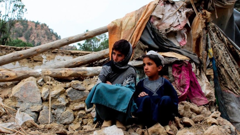Σεισμός στο Αφγανιστάν: Τέλος οι έρευνες για επιζώντες, 1.000 νεκροί και περίπου 2.000 τραυματίες