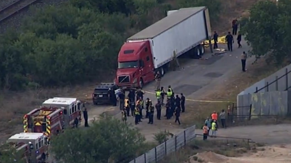 ΗΠΑ: 46 μετανάστες ανασύρθηκαν νεκροί από ρυμουλκό φορτηγού στο Σαν Αντόνιο των ΗΠΑ