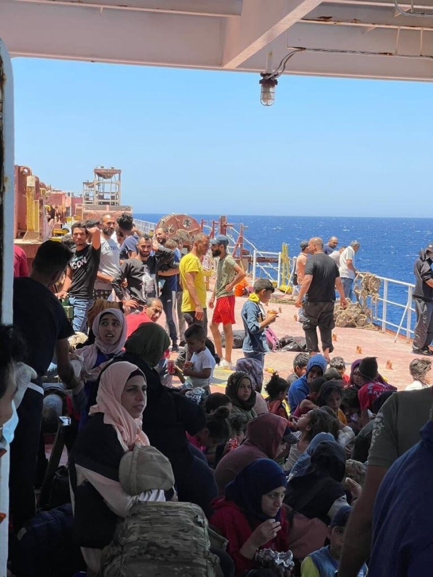 Διάσωση 220 μεταναστών νότια της Καρπάθου – Δείτε φωτογραφίες από την επιχείρηση του Λιμενικού