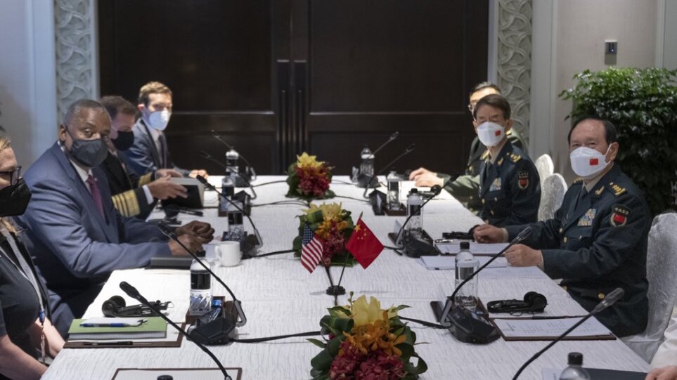 ΗΠΑ: Η Κίνα γίνεται πιο «πιεστική και επιθετική», λέει ο Αμερικανός υπουργός Άμυνας