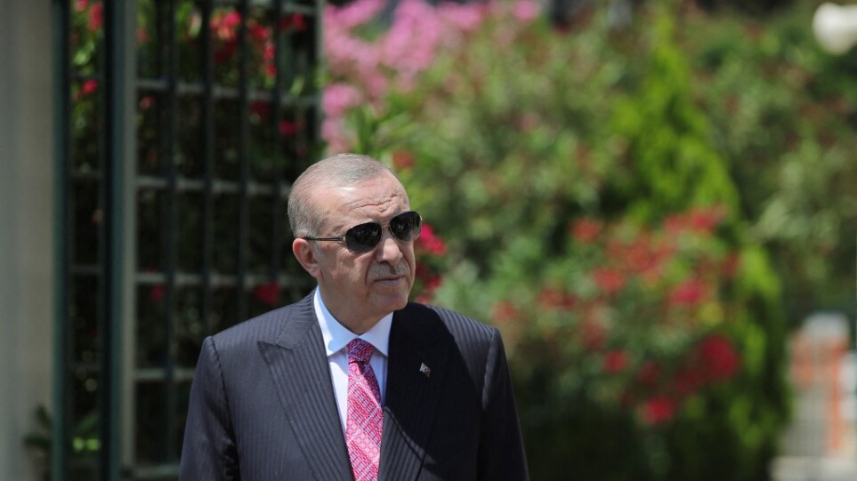 Ερντογάν: «Οργιάζουν» οι φήμες για την υγεία του – Ακυρώσε ομιλία λόγω «κοινού κρυολογήματος»