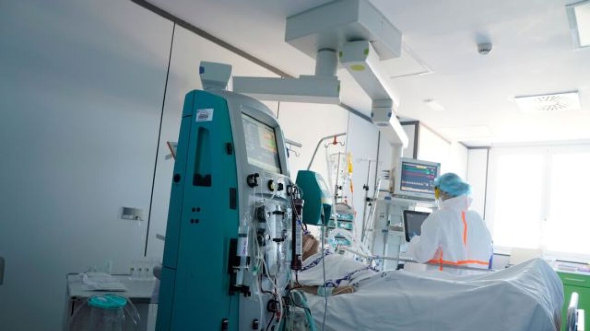 Με αιμορραγικό πυρετό Κριμαίας-Κονγκό νοσηλεύεται άνδρας στην Ισπανία μετά το τσίμπημα τσιμπουριού