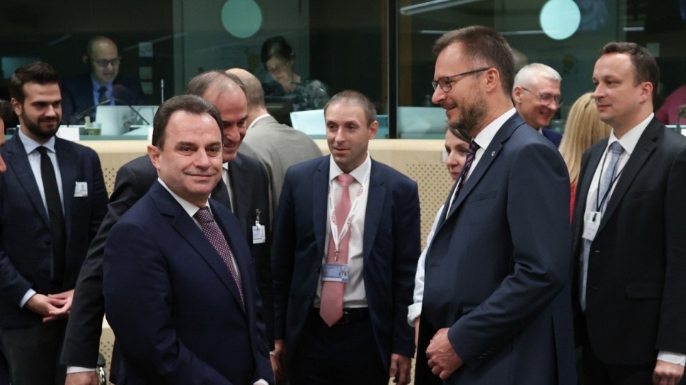 Παρέμβαση Γεωργαντά σε Συμβούλιο της ΕΕ για μεταφορά και αποθήκευση σιτηρών στη Θεσσαλονίκη