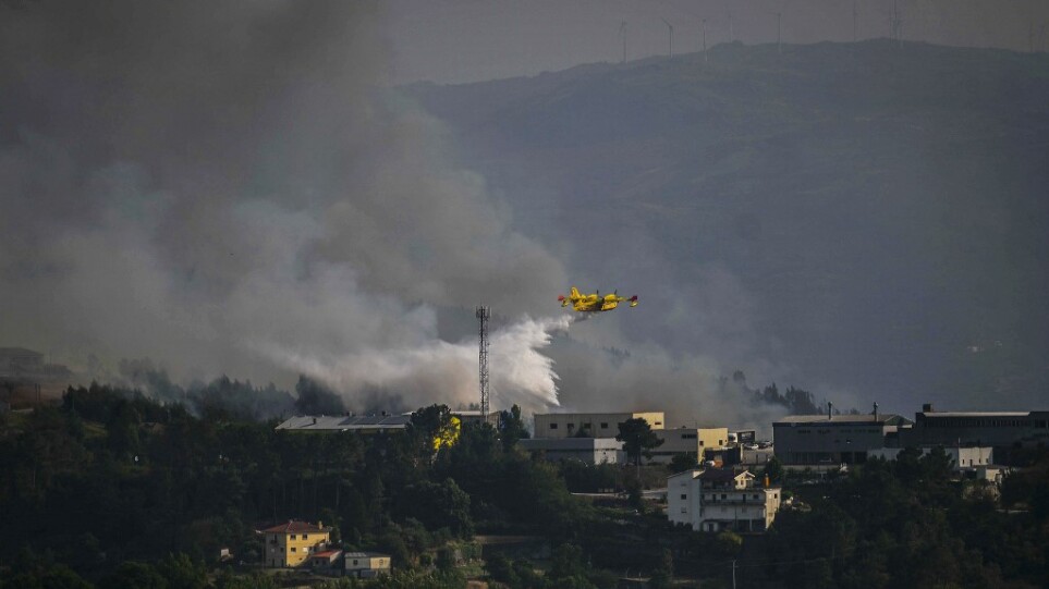 Συνετρίβη πυροσβεστικό αεροσκάφος στην Πορτογαλία – Νεκρός ο πιλότος