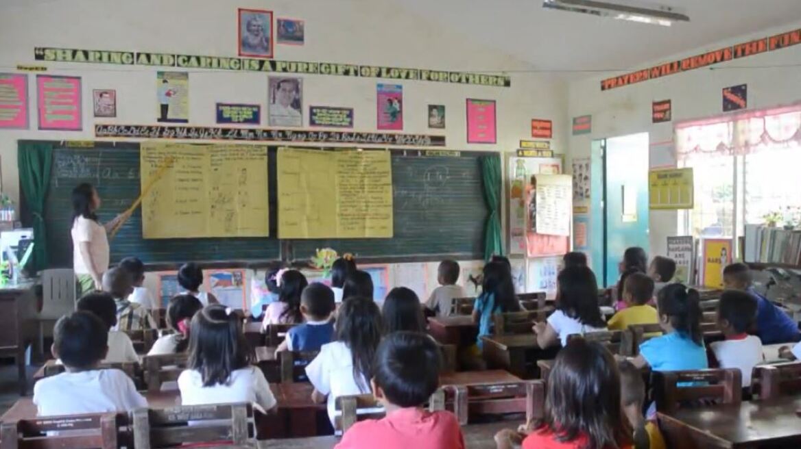 Φιλιππίνες: Ξανανοίγουν τα σχολεία μετά το κλείσιμό τους για πάνω από δύο χρόνια