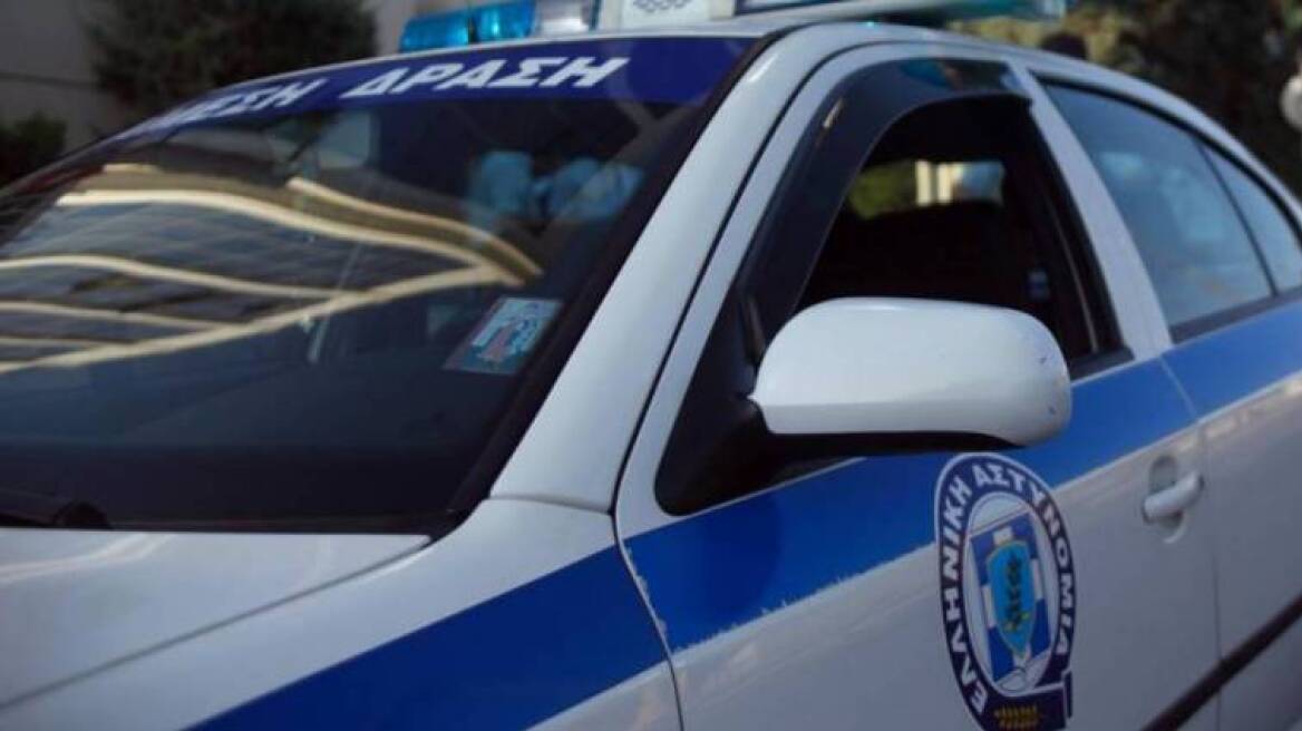 Θεσσαλονίκη: Νεκρός βρέθηκε 64χρονος μέσα στο σπίτι του – Φέρει τραύμα από όπλο