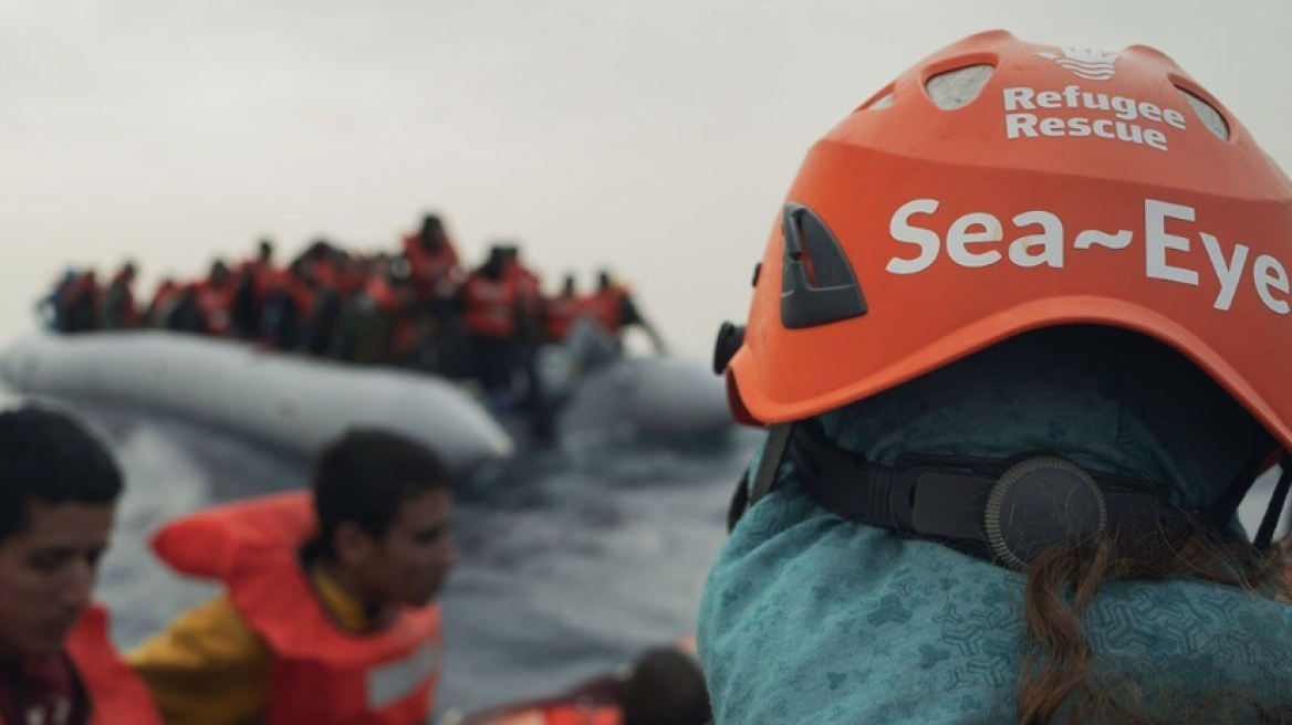 Ιταλία: Σκάφος με 87 διασωθέντες μετανάστες εξασφαλίζει άδεια να ελλιμενιστεί στη Σικελία